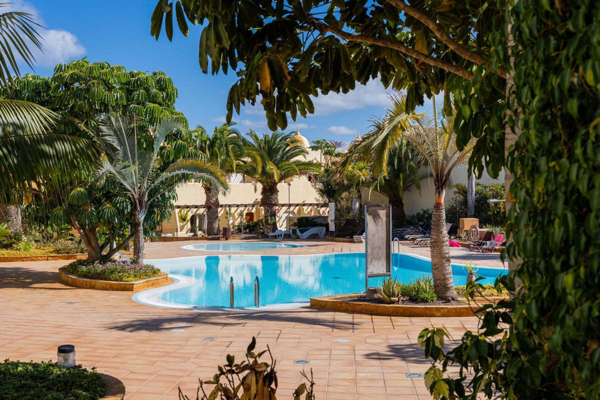 Villas Y Apartamentos El Sultan Коралео Екстериор снимка