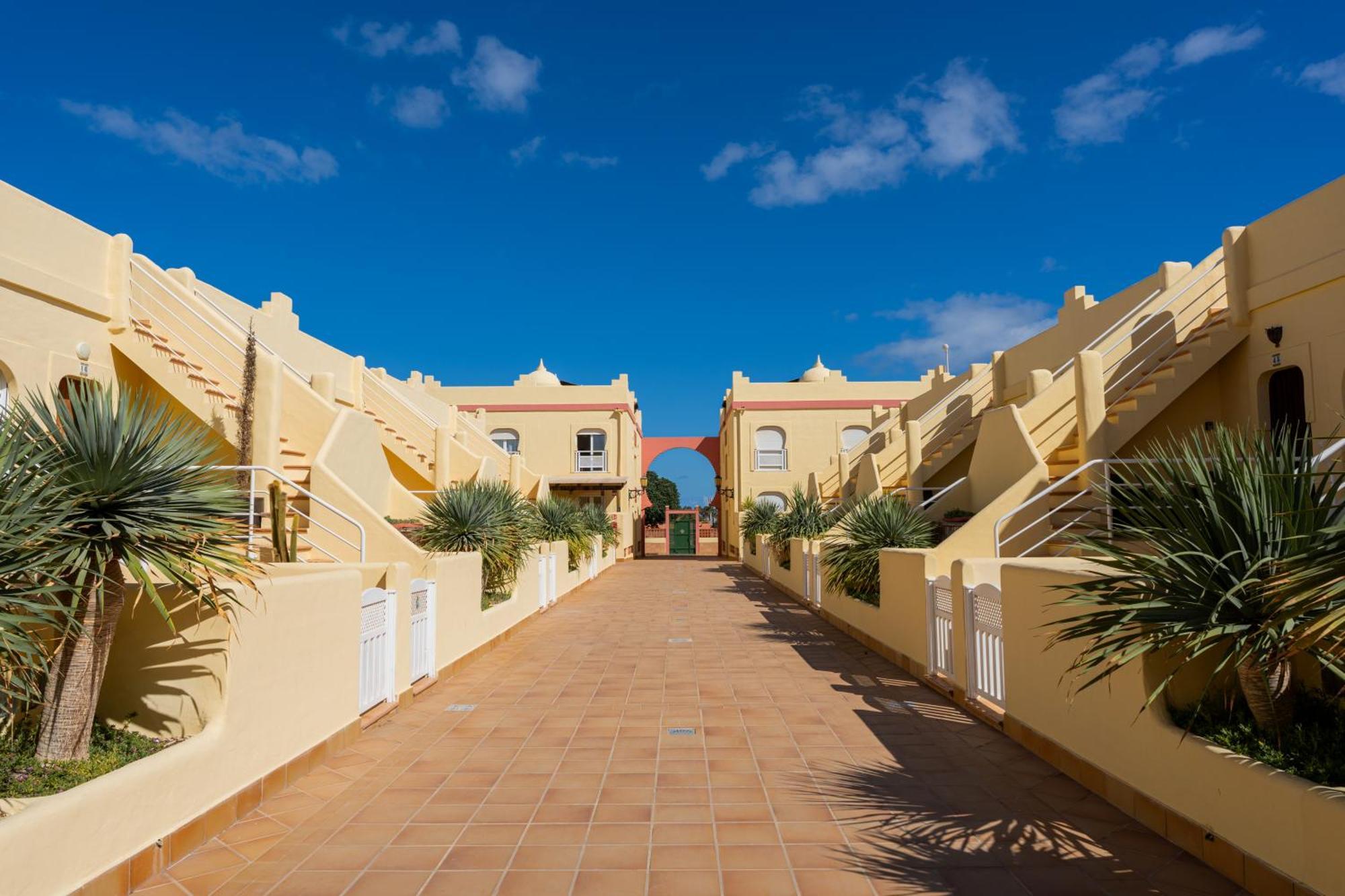 Villas Y Apartamentos El Sultan Коралео Екстериор снимка