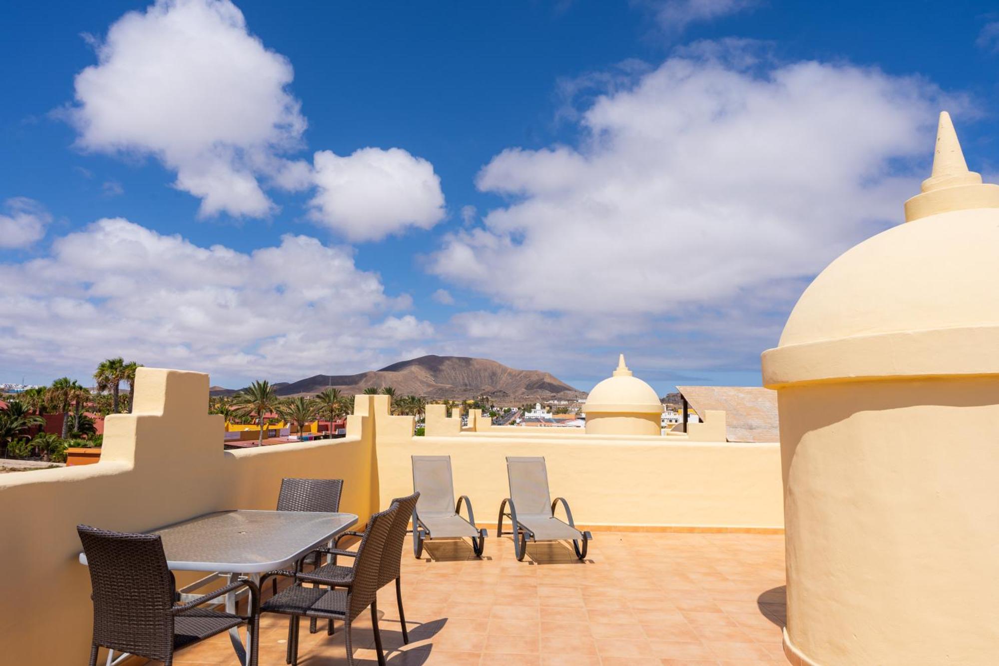 Villas Y Apartamentos El Sultan Коралео Екстериор снимка